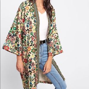 SHEIN BOHO TRIBAL FLORAL KIMONO COAT SIZE SMALL